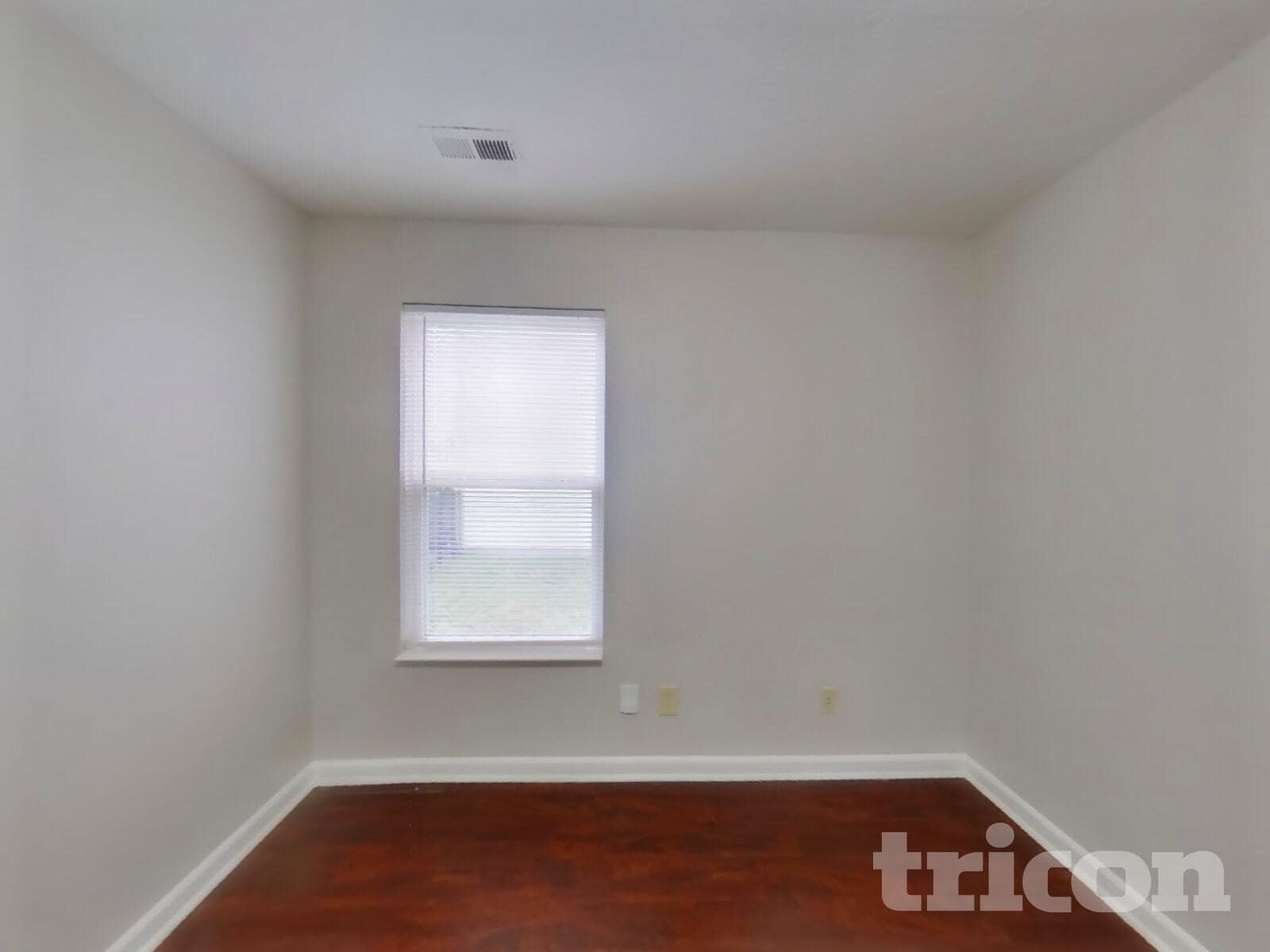 Building Photo - 7850 Harshaw Dr