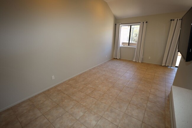 Building Photo - 28092 Mariposa
