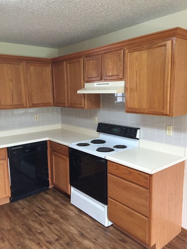Building Photo - 3 Bed 1 Bath REMODELED House For Rent in M...