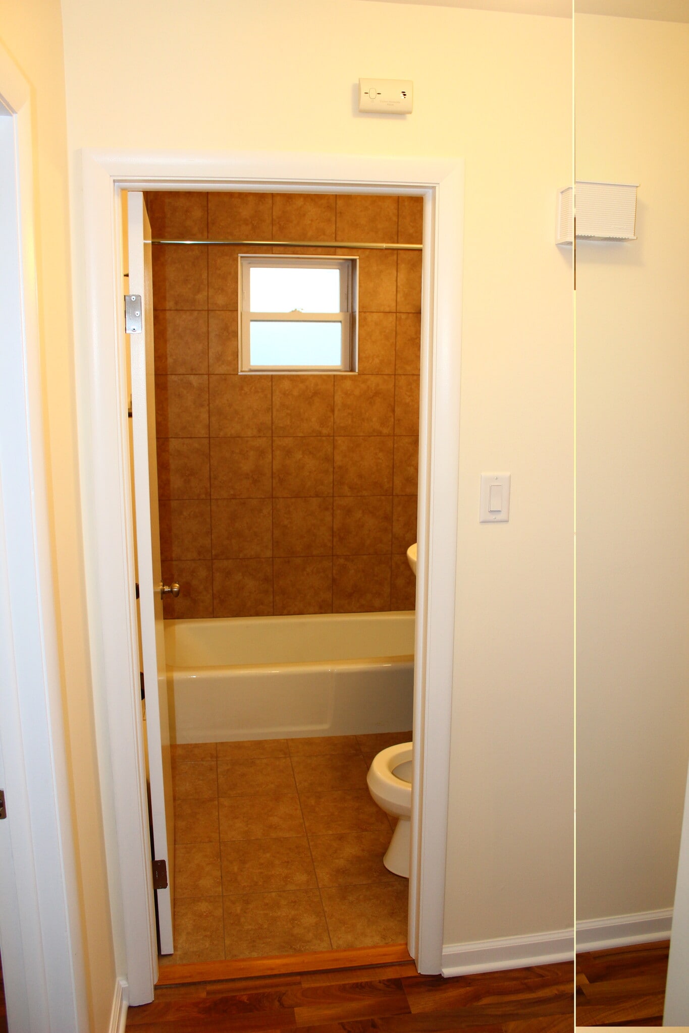 Building Photo - 14455 Jefferson Ave