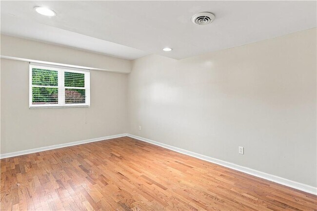 Building Photo - 6776 Tilton Ln NW