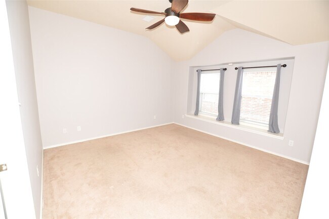 Building Photo - 21603 Kings Bend Dr