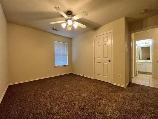 Building Photo - 21810 Dimmett Way