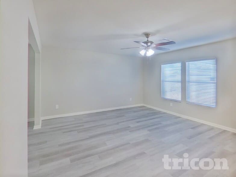 Building Photo - 15673 Briar Frst Dr