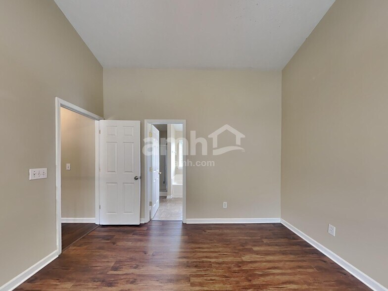 Building Photo - 2944 Jasmine Brook Ct