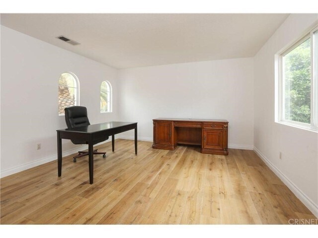 Building Photo - 18117 Jaguar Ct