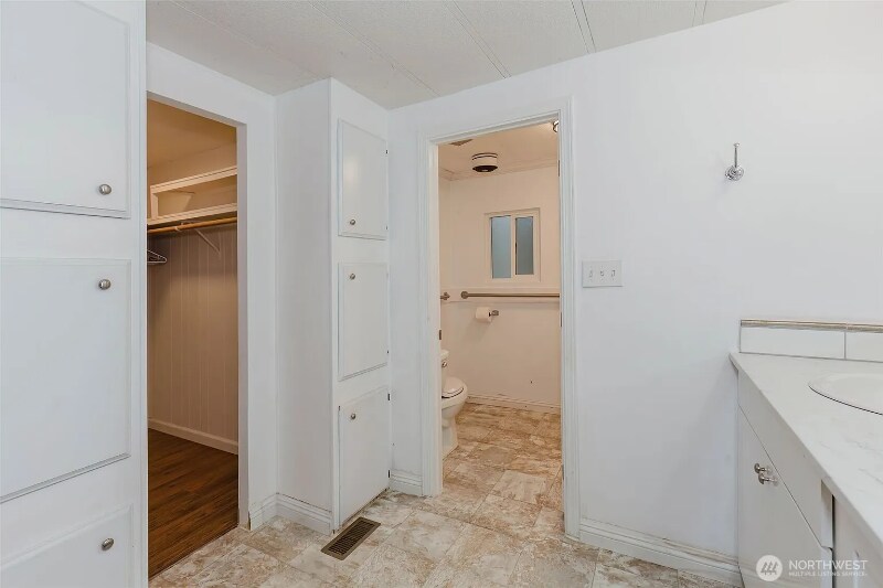 Building Photo - 2535 70th Ave SW