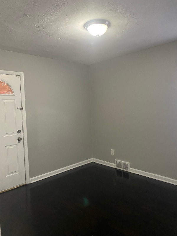 Building Photo - 7750 Warwick St