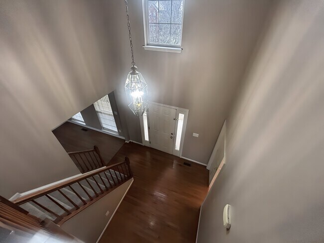 Building Photo - 15024 Burgandine Ave