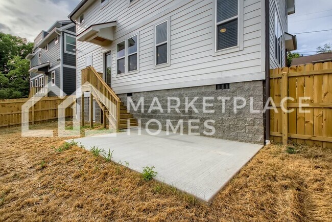 Building Photo - 518 Yokley Rd