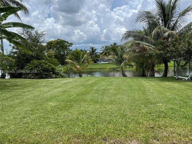 Building Photo - 12686 Westhampton Cir