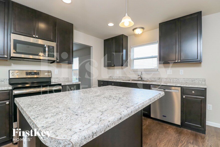 Building Photo - 2668 Winding Valley Dr