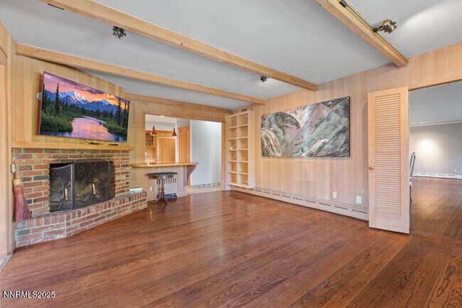 Building Photo - 1880 Meadowview Ln