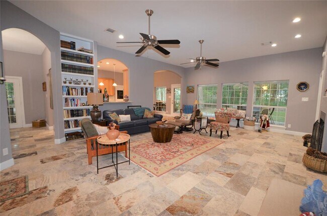 Building Photo - 23976 Arrowhead Point