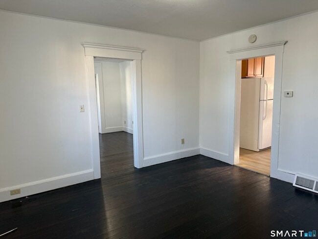 Building Photo - 81 Spruce St