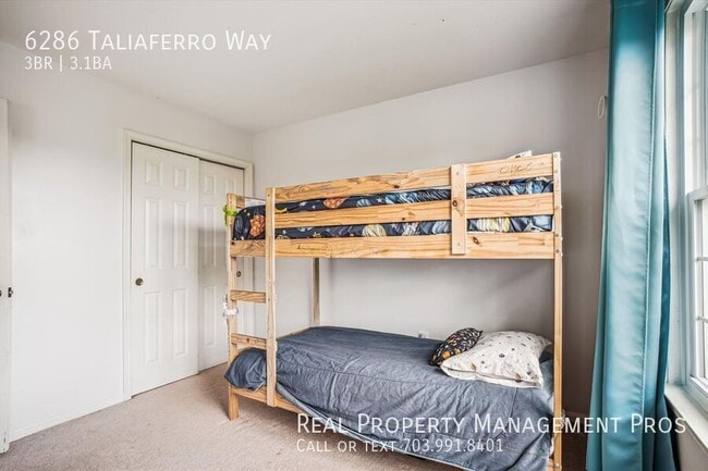 Building Photo - 6286 Taliaferro Way