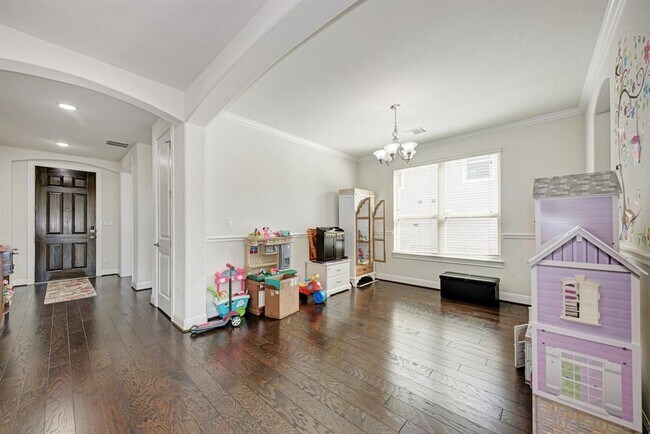 Building Photo - 5304 Cipriano Dr