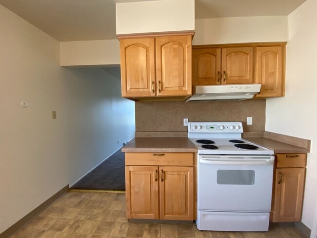Building Photo - Downtown Benicia Duplex