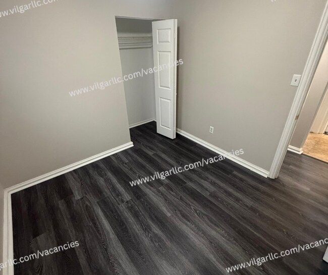 Building Photo - 5583-85-5585 Tulip Ave