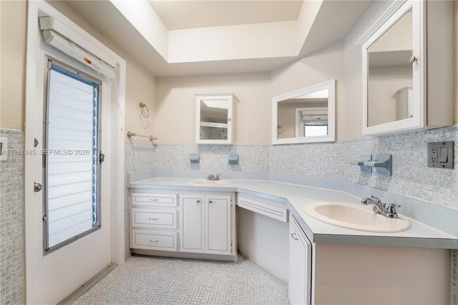 Building Photo - 7970 SW 146th St