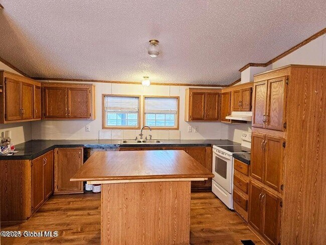 Building Photo - 1714 Latimer Hill Rd