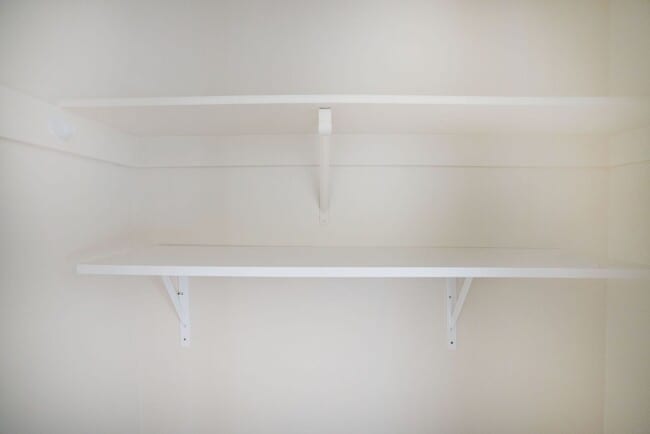 Building Photo - Sunlight Galore 2 Bed / 3Bath + Loft + Sundeck Condo in Westwood!