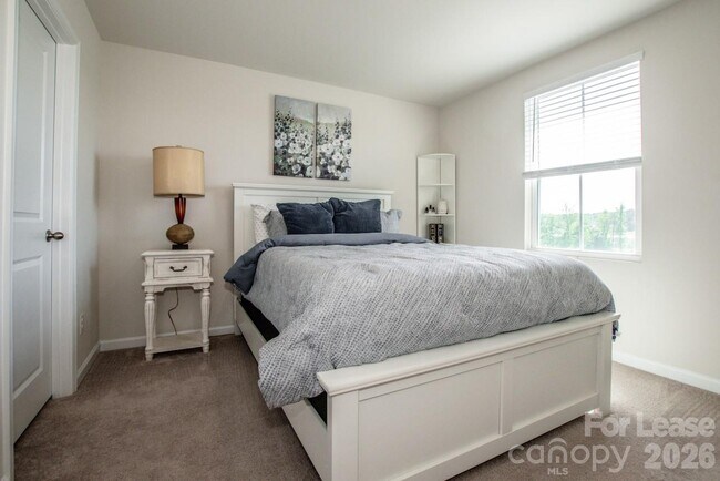 Building Photo - 177 Crownpiece St