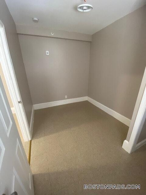 Building Photo - 66 Batchelder St