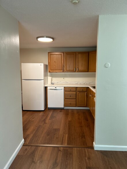 Building Photo - 1 Lancelot Court