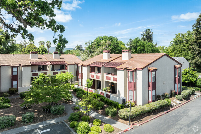 exterior - Monument Oaks