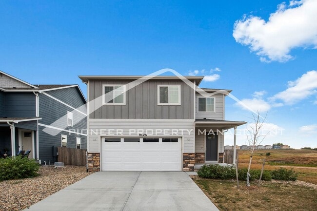 Building Photo - Modern 4-Bed, 2.5-Bath Home with 2 car garage, AC and Private Enclosed Yard