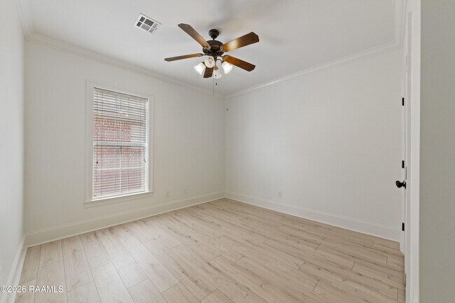 Building Photo - 100 Shumard Dr