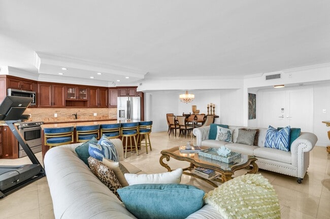 Building Photo - 1340 S Ocean Blvd