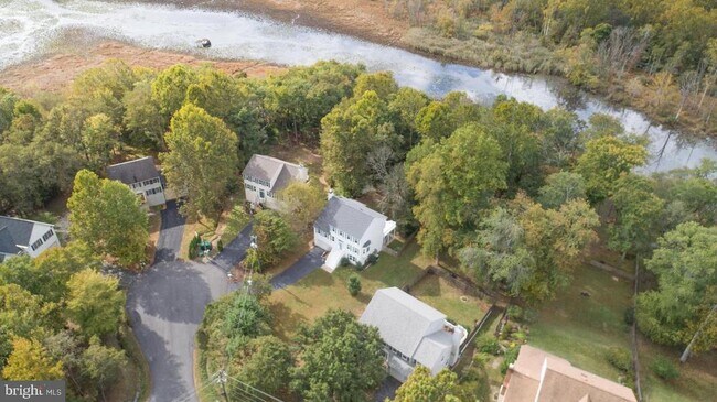 Building Photo - 201 Anchor Cove