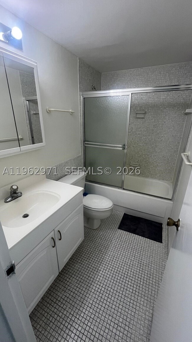 Building Photo - 3505 S Ocean Dr
