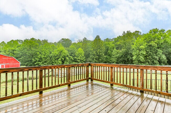 Building Photo - 6337 Louisianna Rd