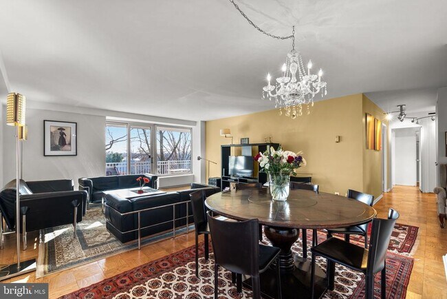 Building Photo - 1435 4th St SW