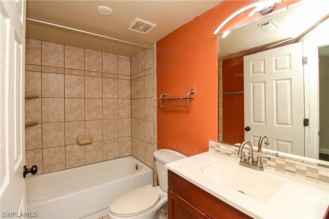 Building Photo - 7493 Pebble Beach Rd