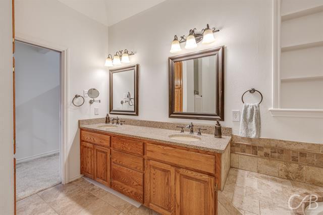 Building Photo - 6358 Dominion Ct