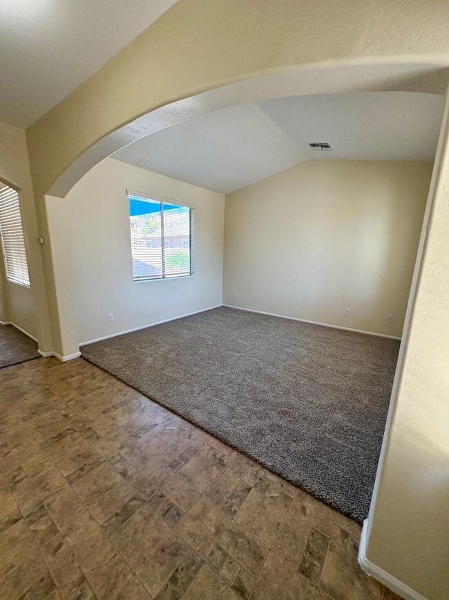 Building Photo - 16126 W Meade Ln