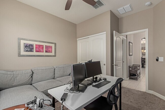 Building Photo - STUNNING 2 story home in Mesa! Plenty of s...