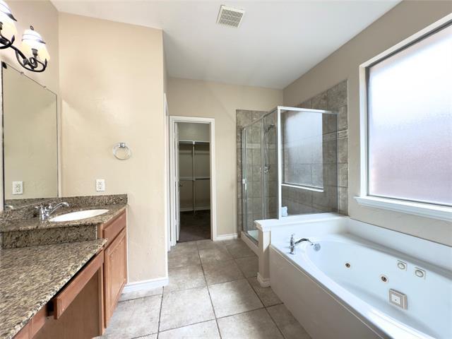 Building Photo - 7917 Creek View Dr