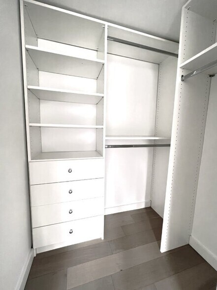 Building Photo - 107 Columbia Heights