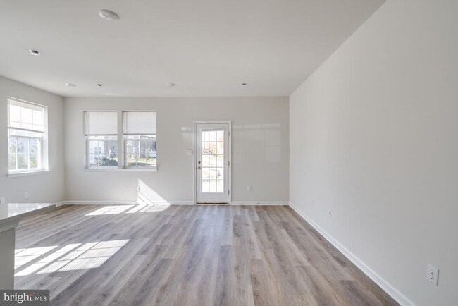 Building Photo - 69 Nelsons Wy