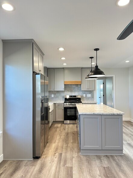 Building Photo - 724 Dodson Way
