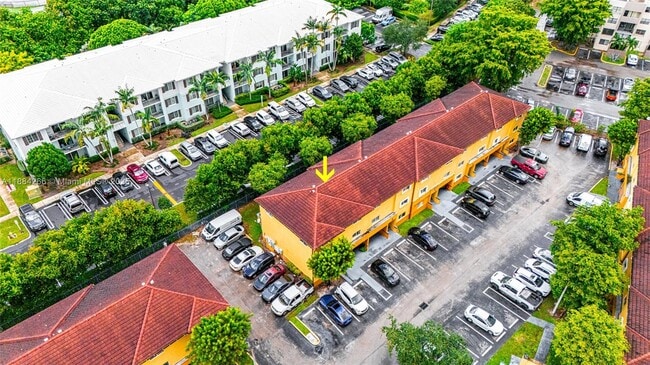 Building Photo - 8240 SW 149th Ct