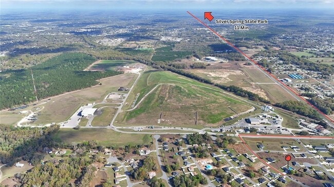 Building Photo - 35 Laurel Course