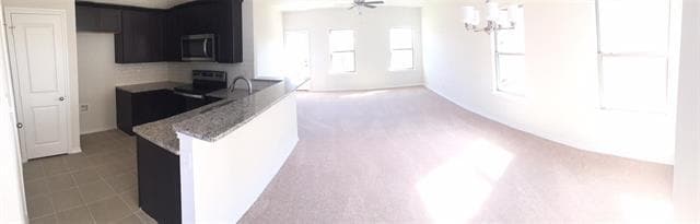 Building Photo - 1516 Chama Dr