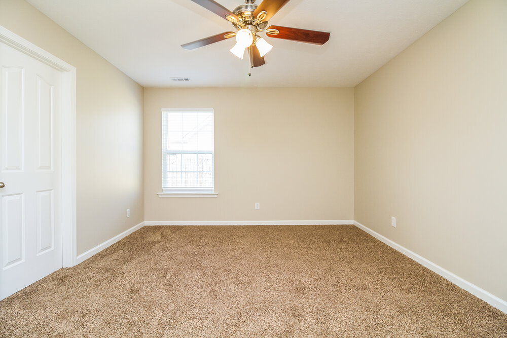 Building Photo - 2244 Rosecran Cir
