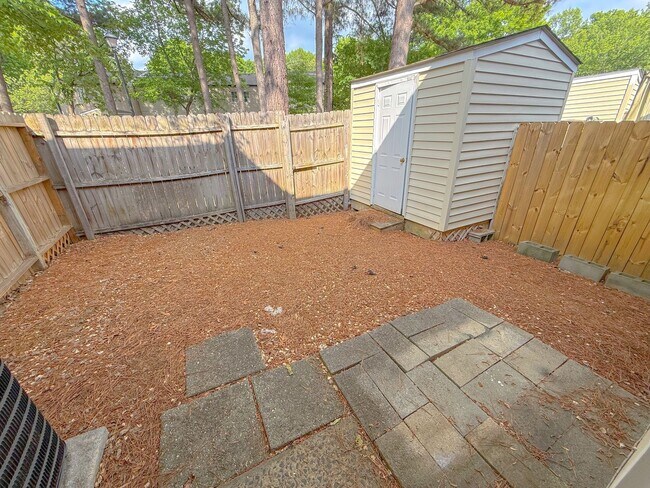 Building Photo - 7718 Kelley Ct